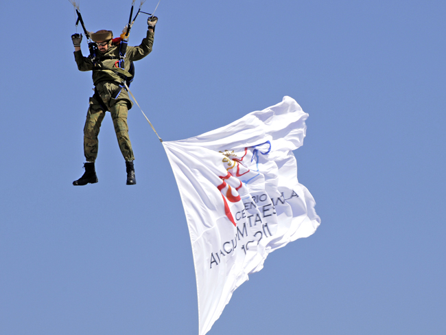 Logotipo conmemorativo Centenario de la Aviación Militar Española